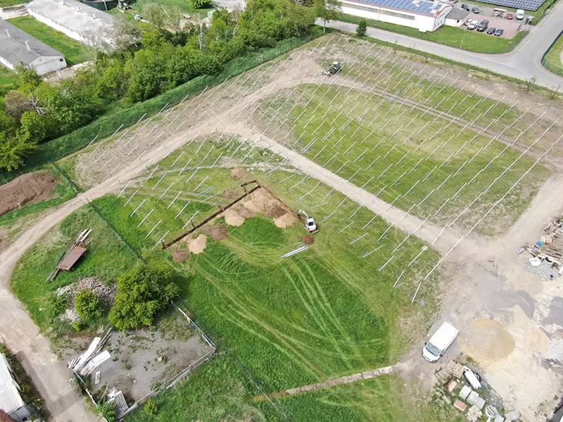 Parc panouri fotovoltaice 750 kWp - Barnstädt Germania (3) Parc panouri fotovoltaice 750 kWp - Barnstädt Germania