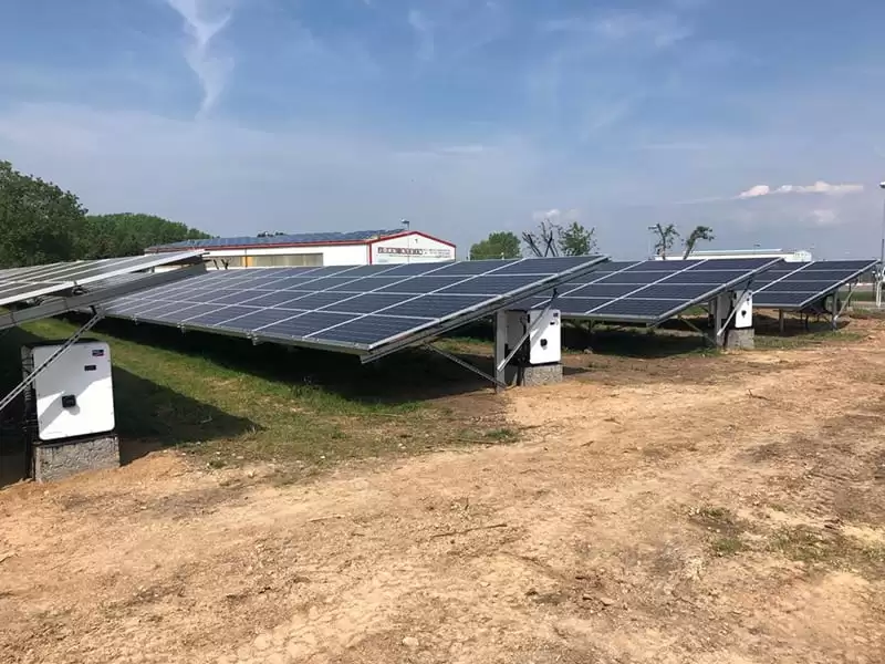 Parc panouri fotovoltaice 750 kWp - Barnstädt Germania (6) Parc panouri fotovoltaice 750 kWp - Barnstädt Germania