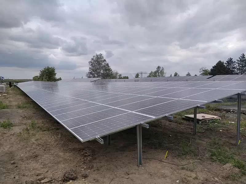 Parc panouri fotovoltaice 750 kWp - Espenhain Germania (7) Parc panouri fotovoltaice 750 kWp - Espenhain Germania