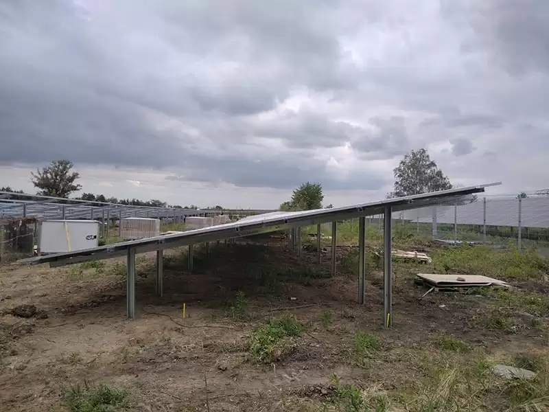 Parc panouri fotovoltaice 750 kWp - Espenhain Germania (9) Parc panouri fotovoltaice 750 kWp - Espenhain Germania