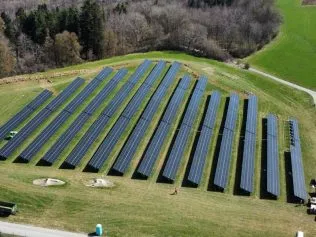 Centrala fotovoltaica on-grid 750 kWp - Betzweiler-Loßburg Germania (11) Centrala fotovoltaica on-grid 750 kWp - Betzweiler-Loßburg Germania
