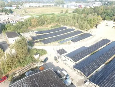 Montaj panouri fotovoltaice la sol, Parc fotovoltaic Altenburg (5) Montaj panouri fotovoltaice la sol, Parc fotovoltaic Altenburg