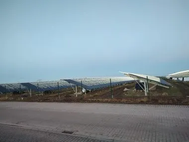 Montaj panouri fotovoltaice la sol, Parc fotovoltaic Atzendorf (10) Montaj panouri fotovoltaice la sol, Parc fotovoltaic Atzendorf