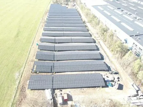 Montaj panouri fotovoltaice la sol, Parc fotovoltaic Seebach (1) Montaj panouri fotovoltaice la sol, Parc fotovoltaic Seebach